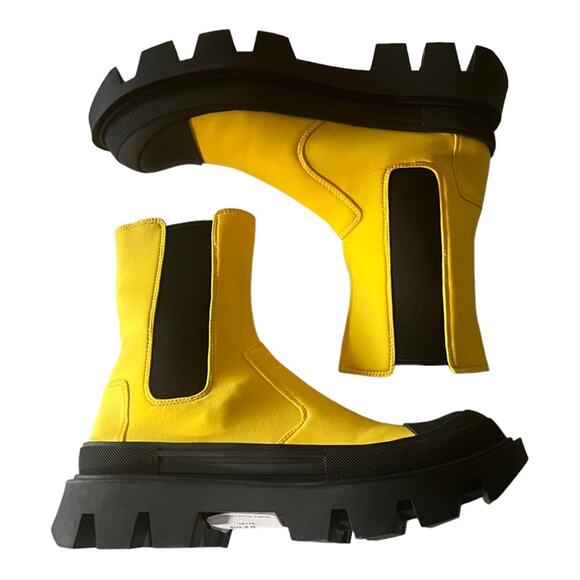 Jeffrey Campbell Tough Guy Lug Sole Ankle Pull On Yellow Boots Size 8 - Picture 6 of 11